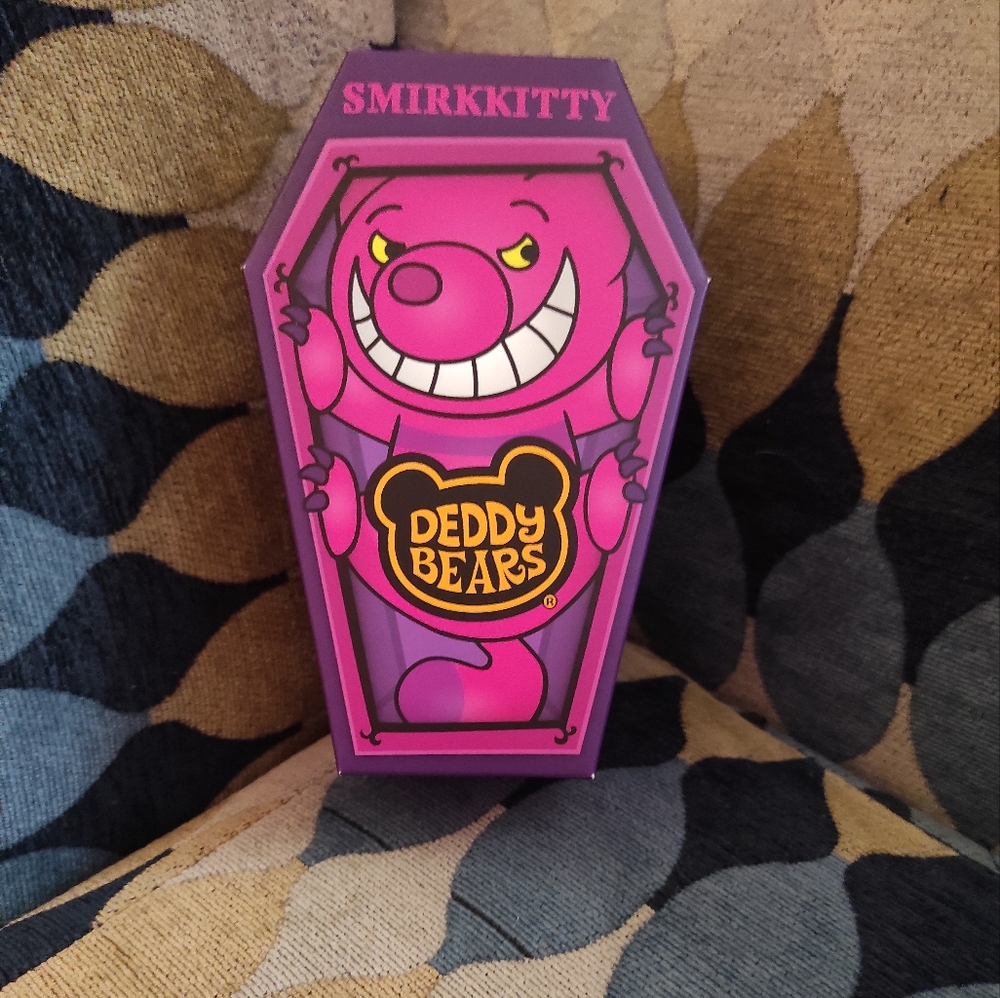 7" Smirk kitty deddy bear
